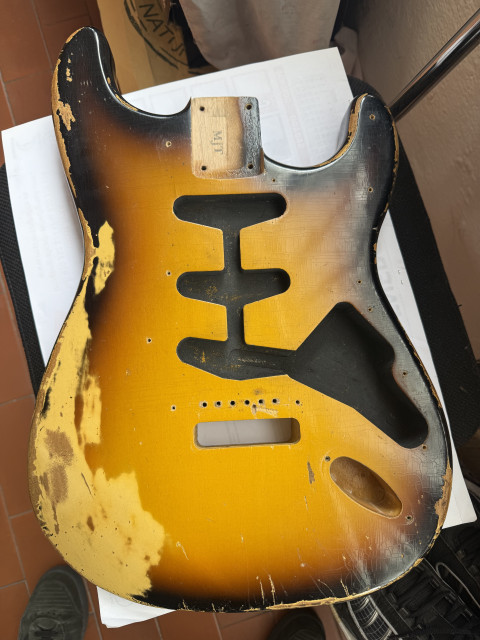 Cuerpo strat MJT aliso relic