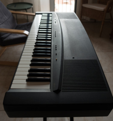 Yamaha YPP15 piano digital