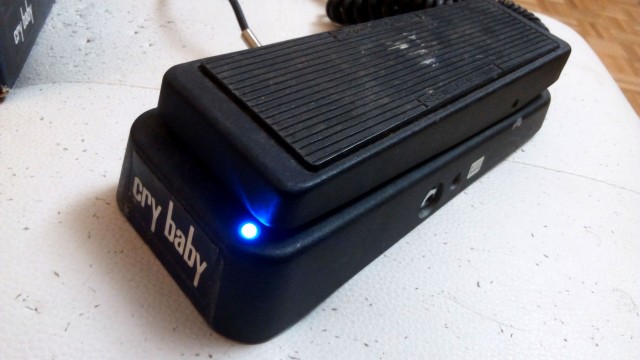 Jim Dunlop CryBaby GCB95 con Mod y Led.