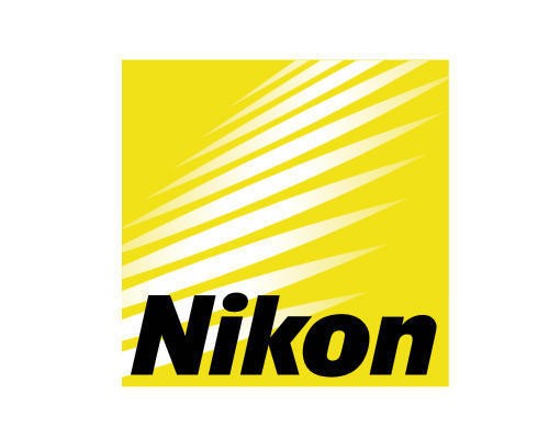 Busco Nikon D610,  D7100 o similar.
