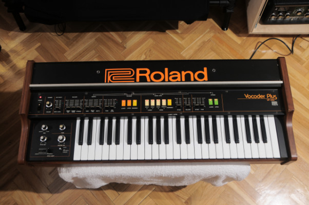 Roland VP-330