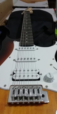 Guitarra Cort G110