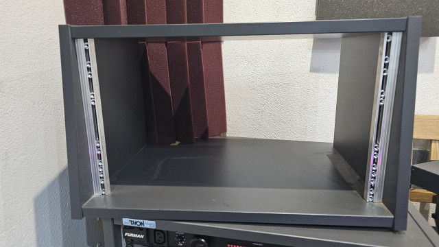 Desktop Rack 6 unidades