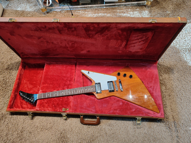 Gibson Explorer T 2019 Antique Natural.