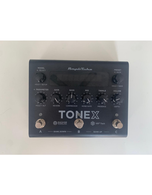 IK Multimedia ToneX Pedal