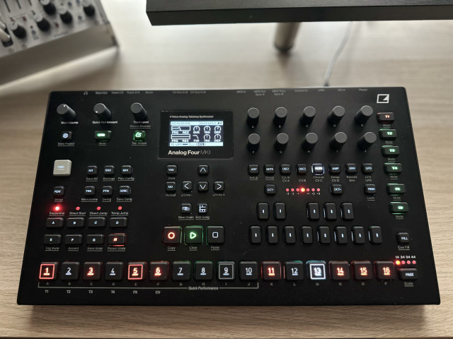 Elektron Analog Four MKII (black)