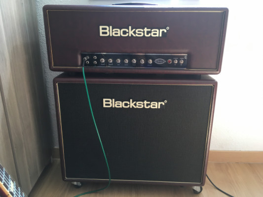 Blackstar Artisan 100 Master volumen+Blackstar Artisan 2x12 V30