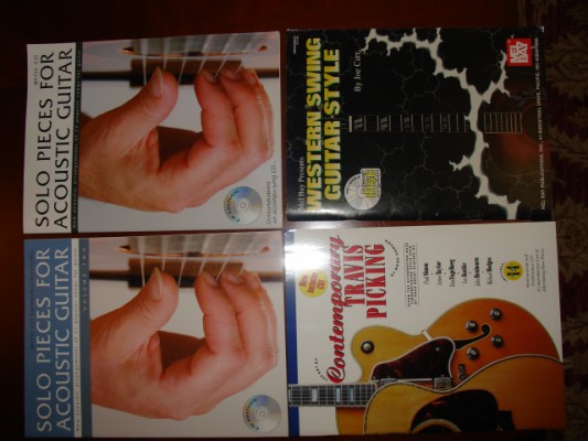 4 Libros de Guitarra Fingerpicking ( Partitura, TAB+ CD)