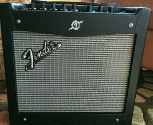 Amplificador de guitarra Fender Mustang I (regalo pedal Fender)