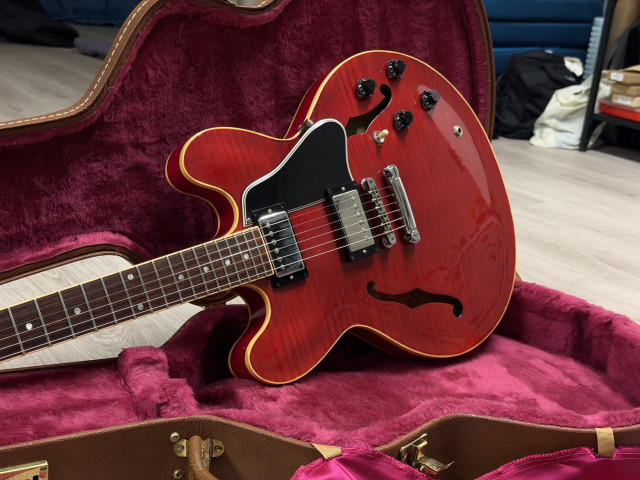 2004 Gibson ES-335 Dot - Cherry - 3.7 kg
