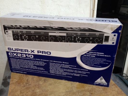 Crossover Behringer CX2310 SuperX Pro