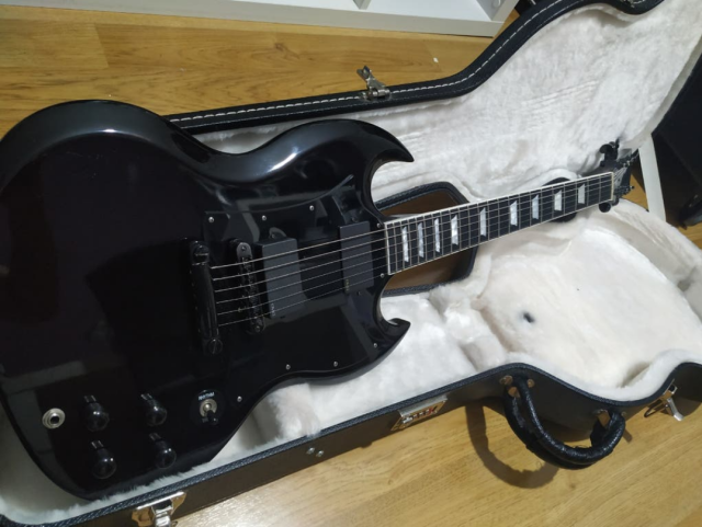 Gibson sg limited edition gow#32