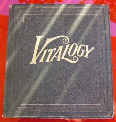 Pearl Jam - Vitalogy - CD Book