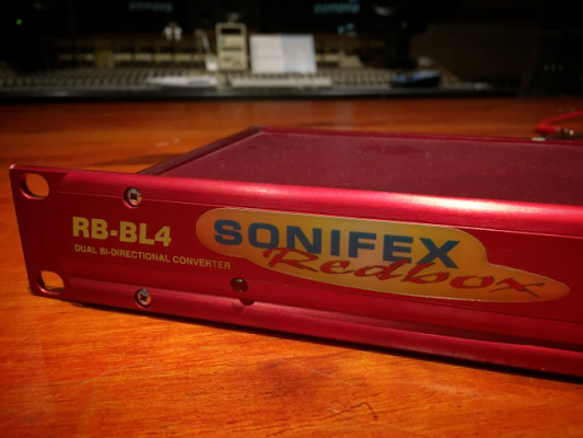 Sonifex RB-BL4 (convertidor de nivel e impedancia bidireccional)