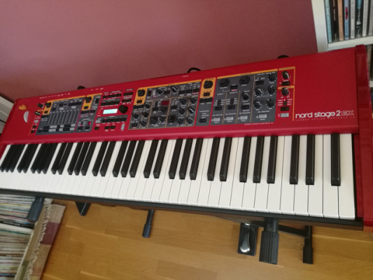 Piano nord stage 2 EX HP 76. REBAJO 200 €.