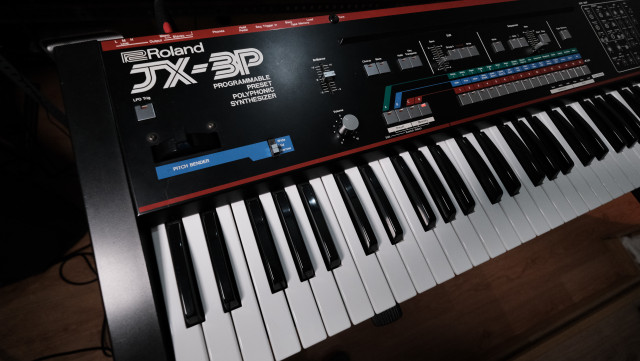 ROLAND JX3P Sintetizador Analogico