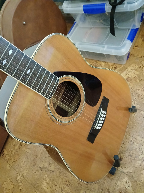 Yamaha acústica