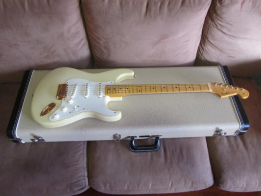 Fender Stratocaster 57 AVRI Mary Kaye