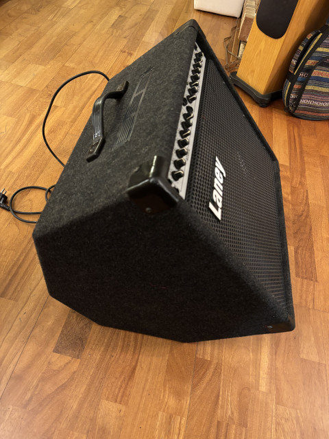 Amplificador Laney EA65 – 65W Acoustic/Electric Combo Amp