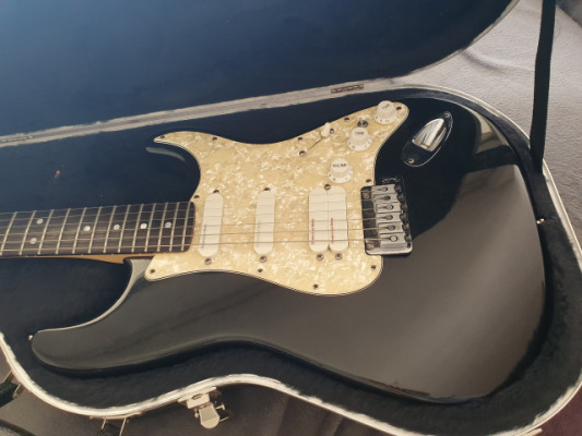 Rebajada Fender Strat Ultra