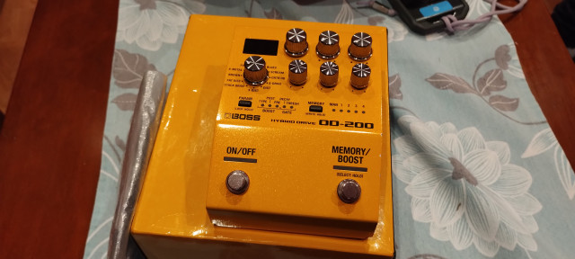 Boss OD 200 hybrid overdrive