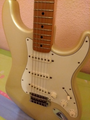 Strato Fender MIM 60 aniversario