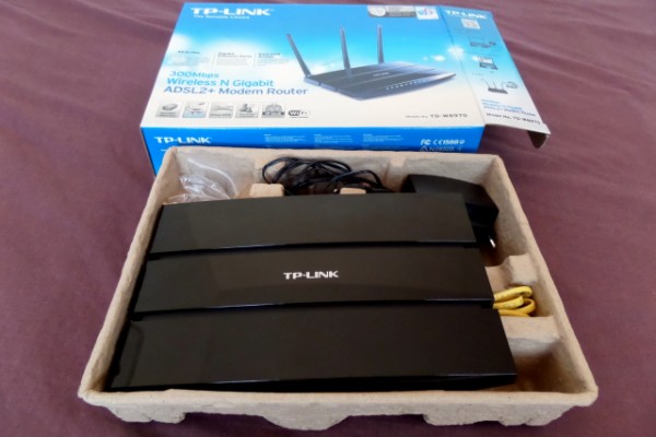 Módem router TP-LINK TD-W8970