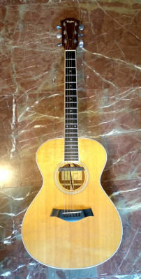 Guitarra Acustica TAYLOR GC-3 + Pastilla Fishman
