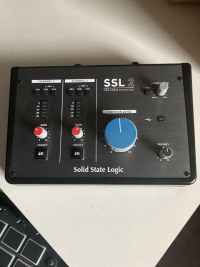 SSL 2  2 IN/ 2 OUT  USB
