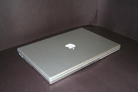 Vendo Mac book pro 15"