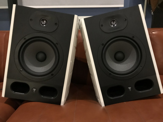 Focal Alpha 65 Limited Edition White