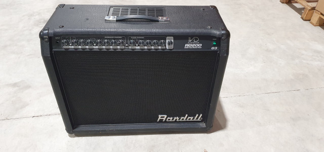 Vendo amplificador Randall RG200 G3