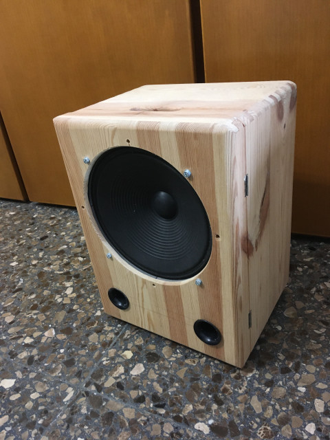 Pantalla casera 1x10 8ohm