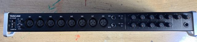 Interface sonido Tascam 16x08 USB