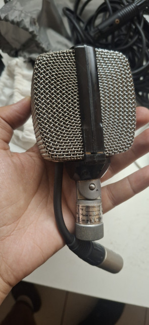Microfono AKG D12 vintage