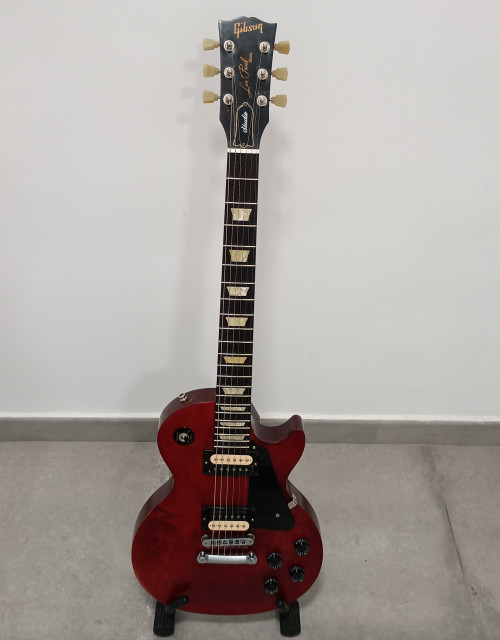 Gibson Les Paul Studio 2012(Made in Usa)