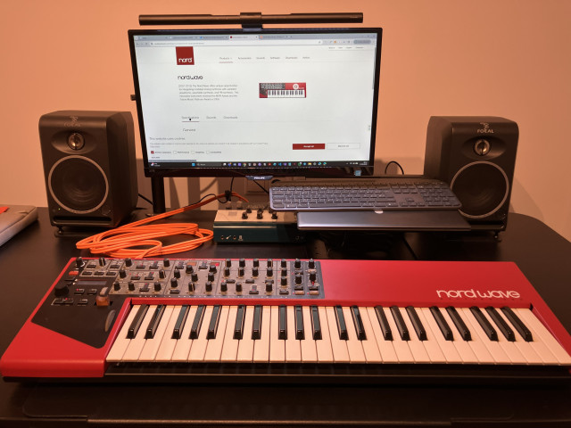 Nord Wave con soft case