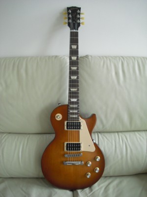 Gibson Les Paul Studio '50s Tribute Humbucker , satin honey burst "dark back"