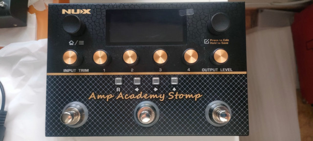 NUX Amp Academy Stomp (Completamente nuevo)