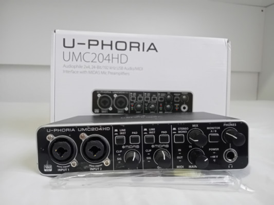 BEHRINGER U-PHORIA UMC 204 HD -- Envio Incluido --