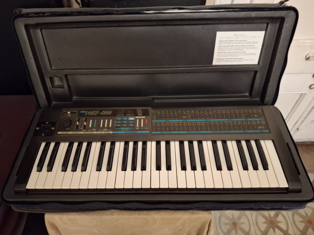 KORG Poly 800