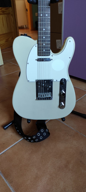 Fender Squier Telecaster Standard