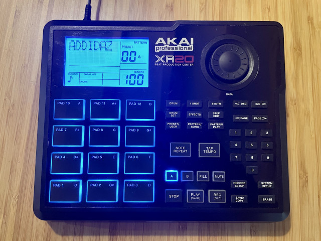 Akai XR-20