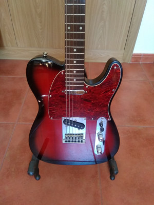 Guitarra squier telecaster standard