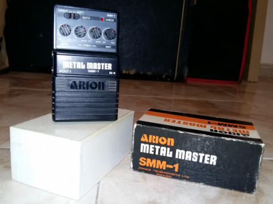 Arion SMM-1 Metal Master (Boss HM-2 clon)