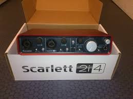 focusrite scarlett 2i4