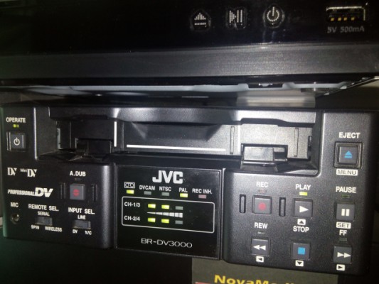 Magnetoscopio digital JVC BR-DV3000