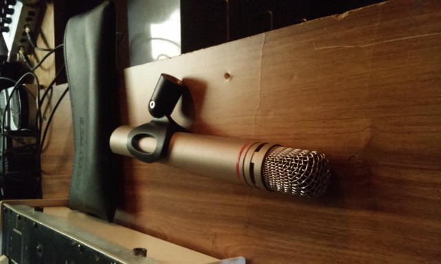 Akg c1000 Microfono
