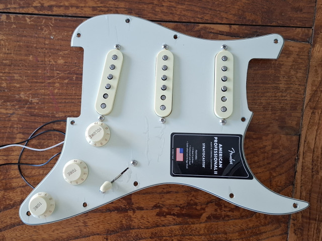 Pickguard American Pro II.