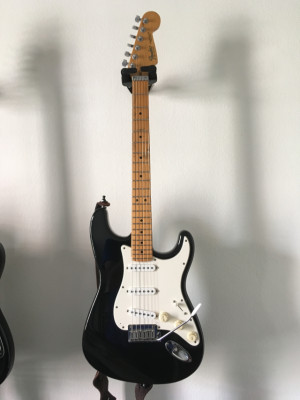 Fender Stratocaster Plus 1989 pastillas Standard